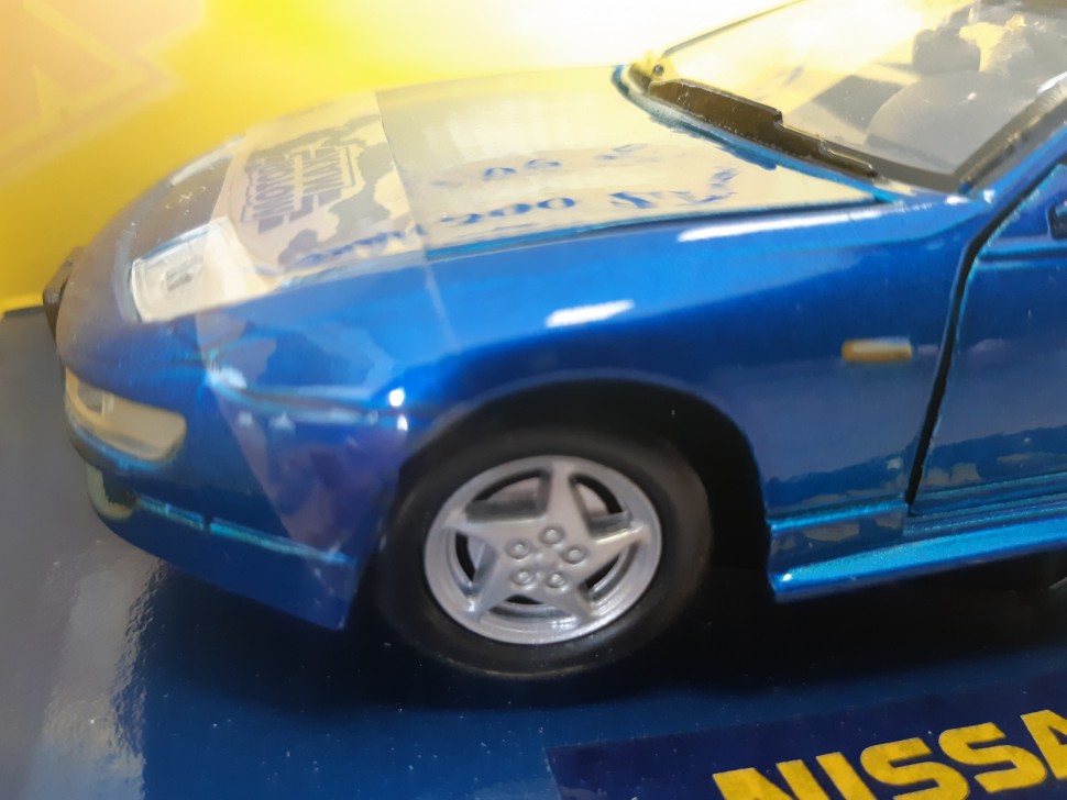 フェアレディZ希少品（300ZX）モーターマックス24/1 ブルー