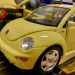 Volkswagen New Beetle 1:18 Bburago коллекционная модель автомобиля фото - 9