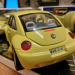 Volkswagen New Beetle 1:18 Bburago коллекционная модель автомобиля фото - 15