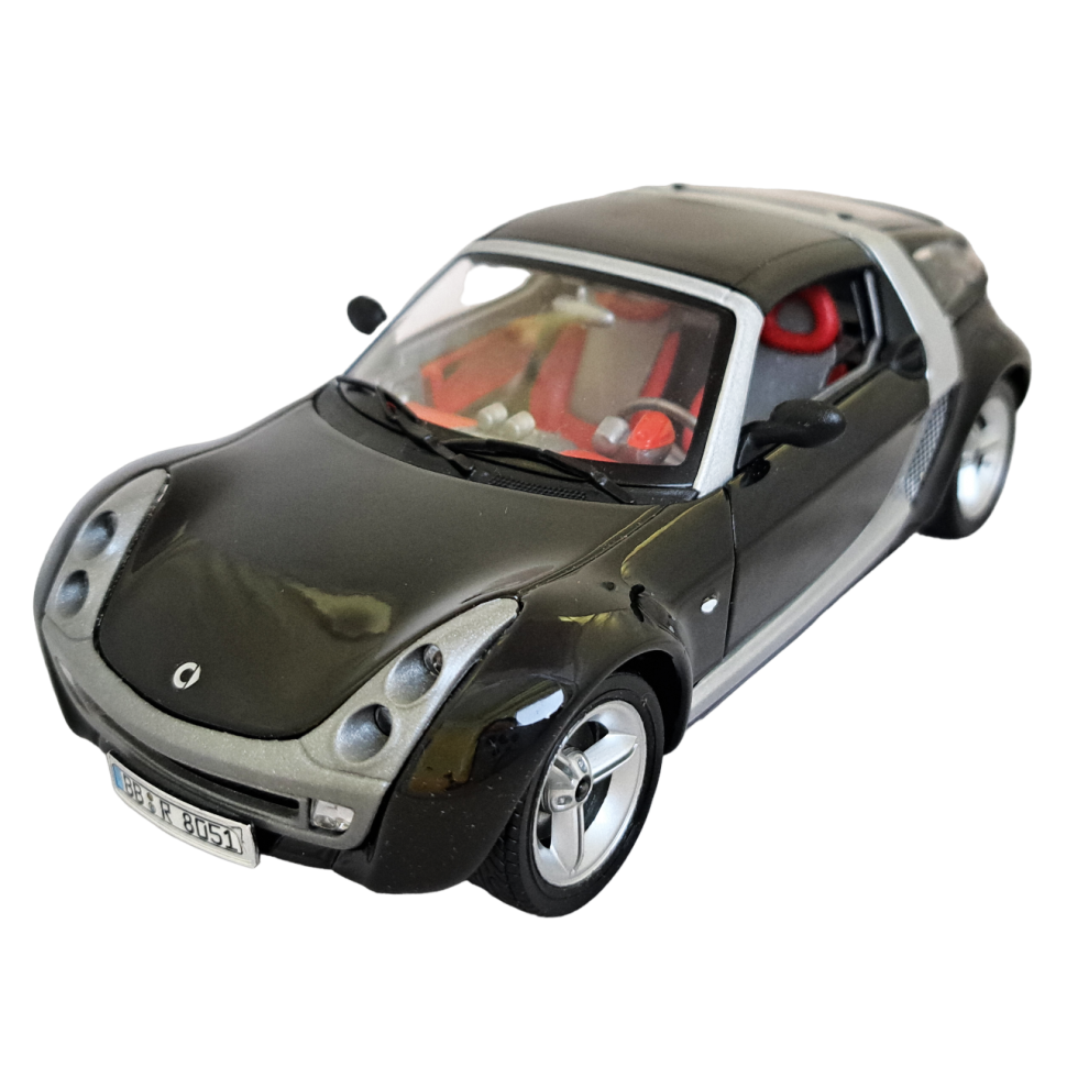 Smart Roadster Coupe 1:24 коллекционная масштабная металлическая машинка black фото