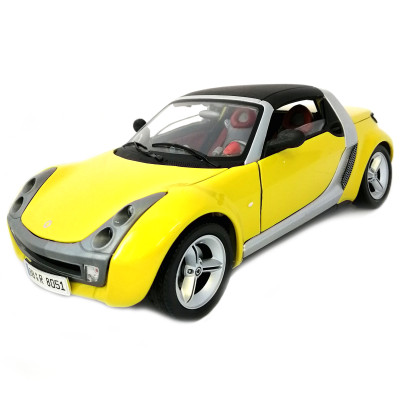 SMART Roadster Cabriolet 1:18 Italy коллекционная металлическая модель Bburago